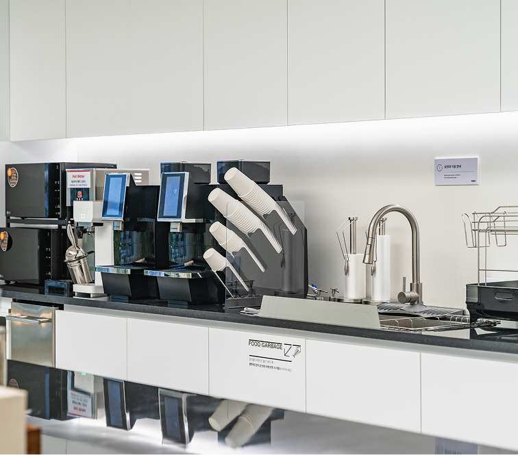 커피 머신 이미지